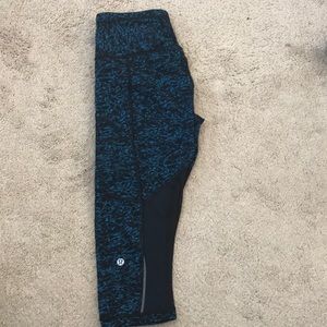 Lululemon Crop size 6